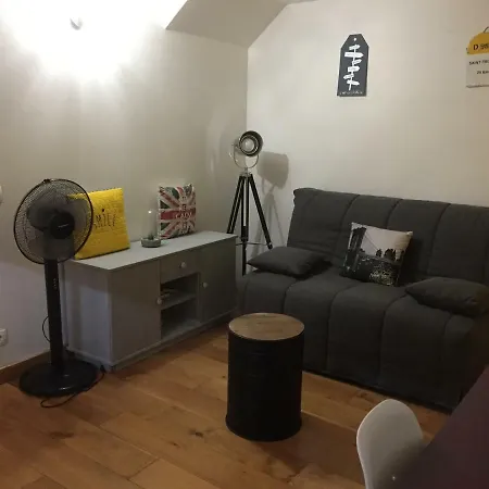 La Tropezienne, Duplex 73 M2, 100 M Du Port, Climatisation, Grande Terrasse